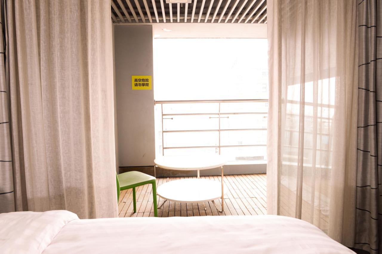 Yi-Wu Commatel Hotel Guangzhou Exterior foto